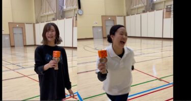 #ダイスけん普及隊：ミニバレー終わりのお2人にダイスけんに挑戦してもらいました！成功してナイス笑顔 ✨ けん玉もダイスけんも成功したら笑顔になる、素敵なアイテムですね 👍【北竜けん玉クラブ】