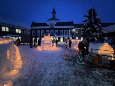 2月10日（土）・11日（日）日没からサンフラワーパーク北竜温泉（北海道北竜町）にて400個程のアイスキャンドル点灯！幻想的な風景に癒やされる！