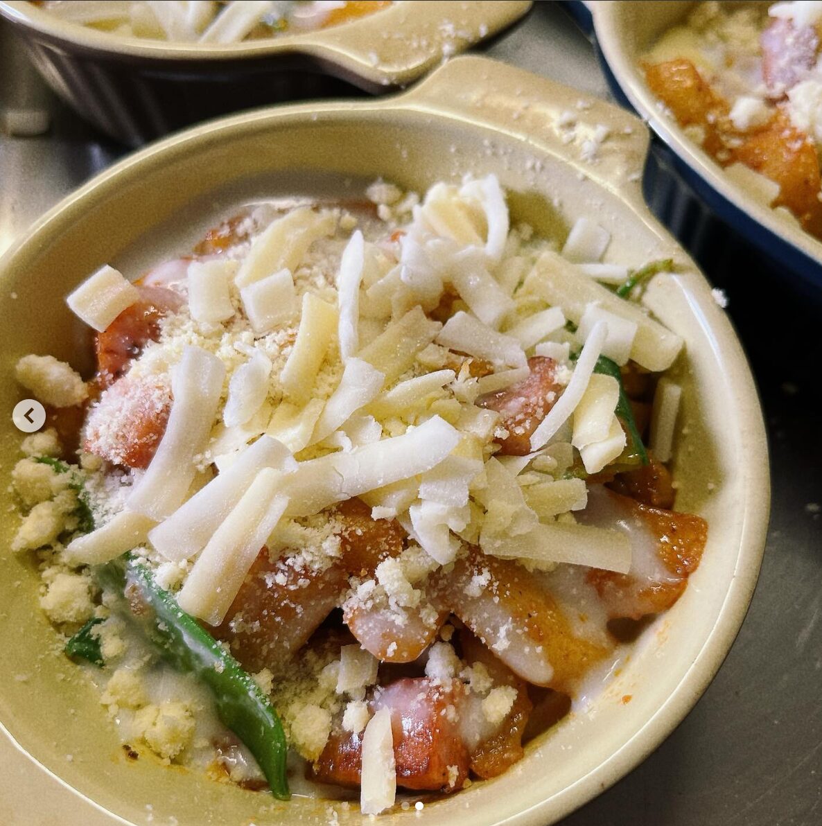 🌻 3月1日（金）本日の日替わりランチ：ジャガイモとベーコンのチーズ焼き 🧀 でした【お食事処向日葵】