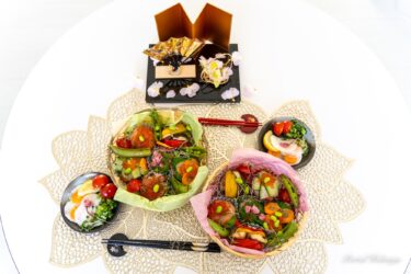 黒千石ご飯で手まり寿司のお花見弁当