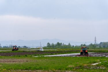 命を育む田畑の耕起、代かきの大切な作業！