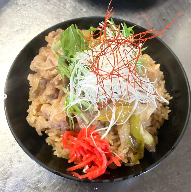 6月21日（金）本日の日替わりランチ：本日のランチは 久々のシカ肉からあげ丼でした【お食事処向日葵】