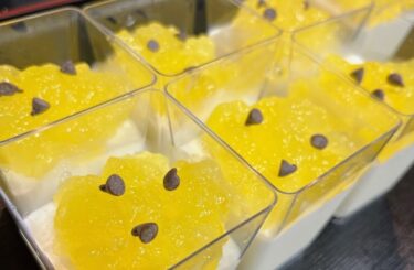 8月1日（木）新商品のお知らせです 📢 お店限定「スイカムース」🍉 １つ300円です！北竜町産のきいろいスイカを使用しました【お食事処向日葵】