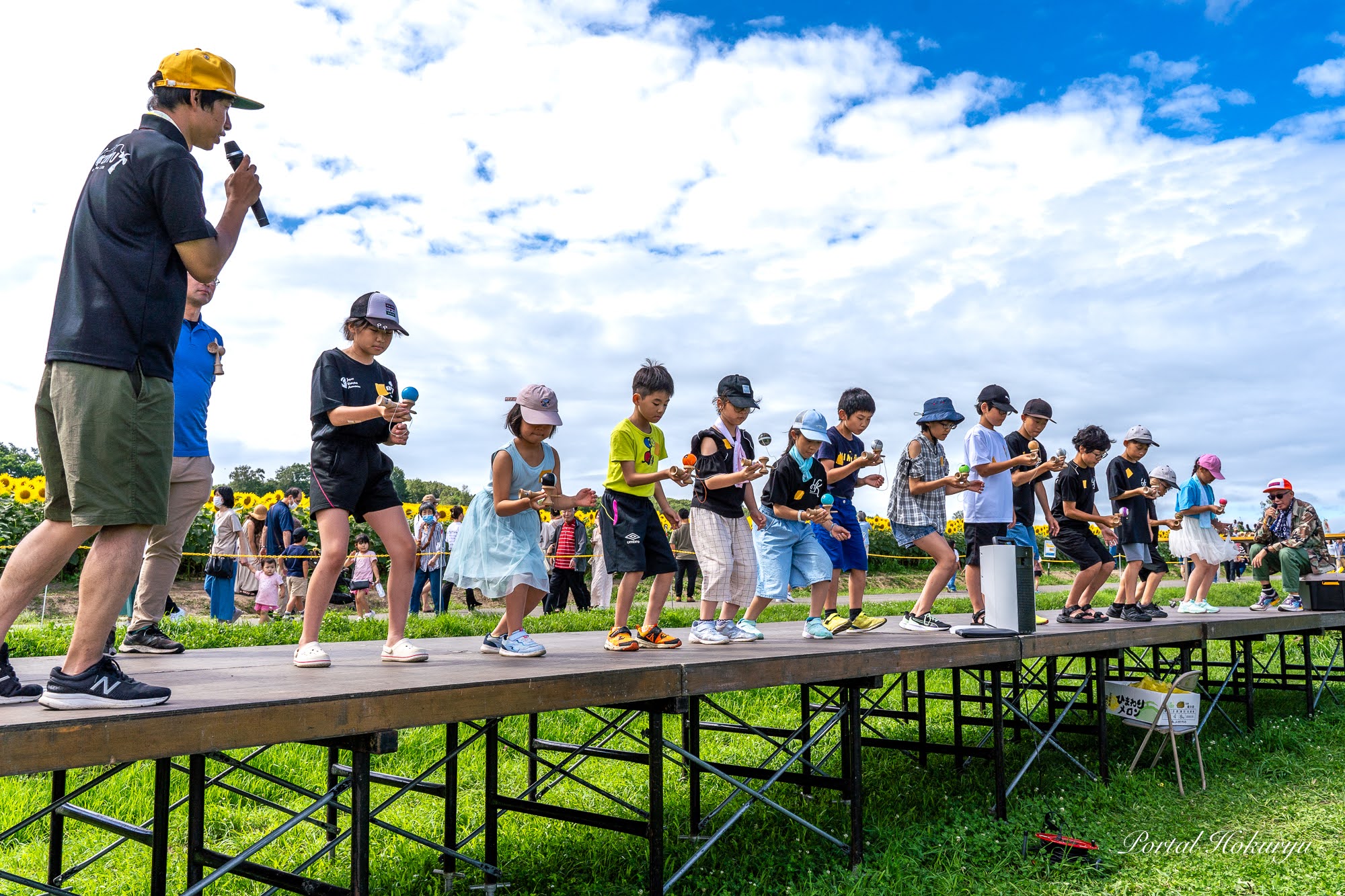 北竜けん玉フェスティバル＠北竜町ひまわりの里・満開のひまわりを見ながらけん玉しよう！北竜けん玉クラブ主催