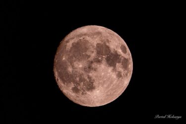 Ağustos ayındaki büyük dolunay süper ayı için minnettarım!