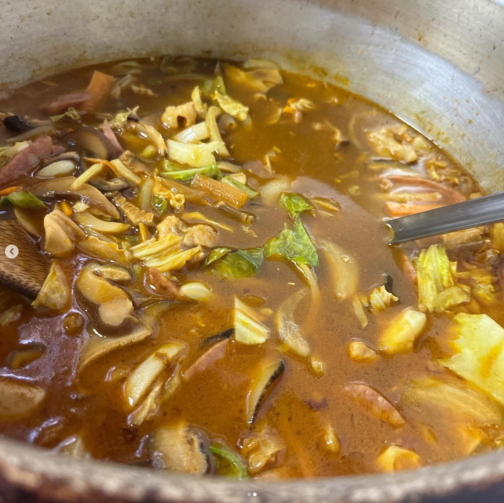 🌻 9月26日（木）本日の日替わりランチ：本来、本日は定休日ですが営業します♪ 日替わりランチはカレー味のあんかけ丼 🍚 でした【お食事処向日葵】