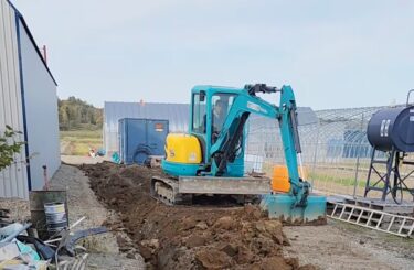 水道管の埋設工事・完了、格納庫でも水が使えるようになります！【（株）高田】