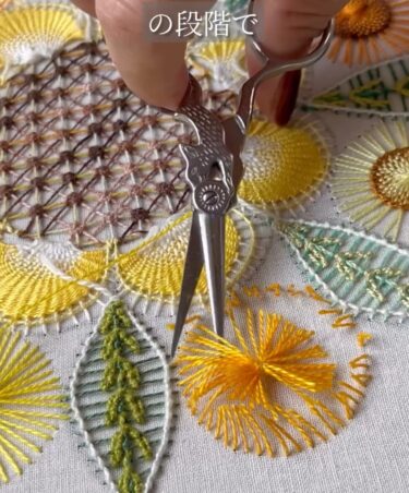 4年前から編んでます… いいかげん、完成させる 😂 こちらは冬のあいだに 完成させる予定 ✨ よかったら見届けて下さい 😭 💓【tokadin715】