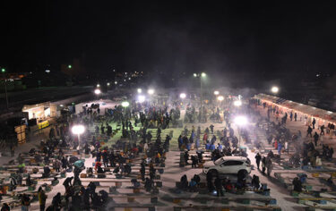 [Keçən il Hokuryu Town, həmçinin pulsuz "Günəbaxan Düyü" təqdim etdi][Kitami Şəhəri, Hokkaydo] "2025 Kitami Acı Soyuq Yakiniku Festivalı"nda həddindən artıq soyuqda qril əti! Yaponiyanın hər yerindən ət həvəskarlarını bir araya gətirən tədbir [@nifty News]