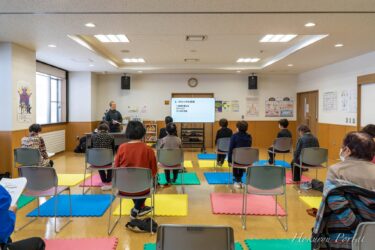 北竜町ヘルシー講座「家でできるかんたんストレッチを習おう」北竜ひまわり整骨院・谷本光 院長