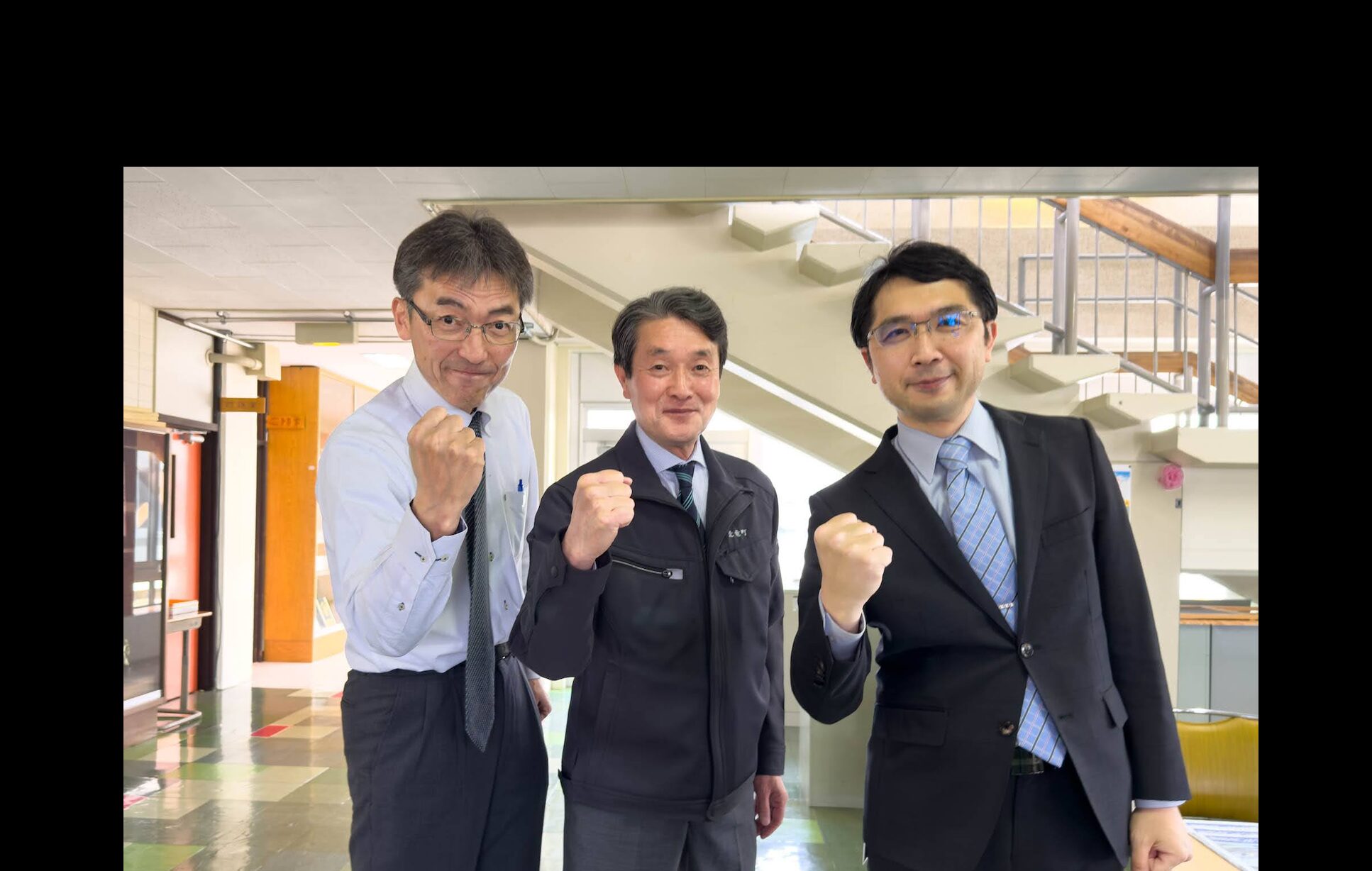 佐々木康宏 町長の北竜町内魅力探し【2025年5月】北竜中学校・三好考央 校長、真竜小学校・熊林優 教頭、地域おこし協力隊員として就任された頼もしい４名の方々など皆さんを激励訪問！