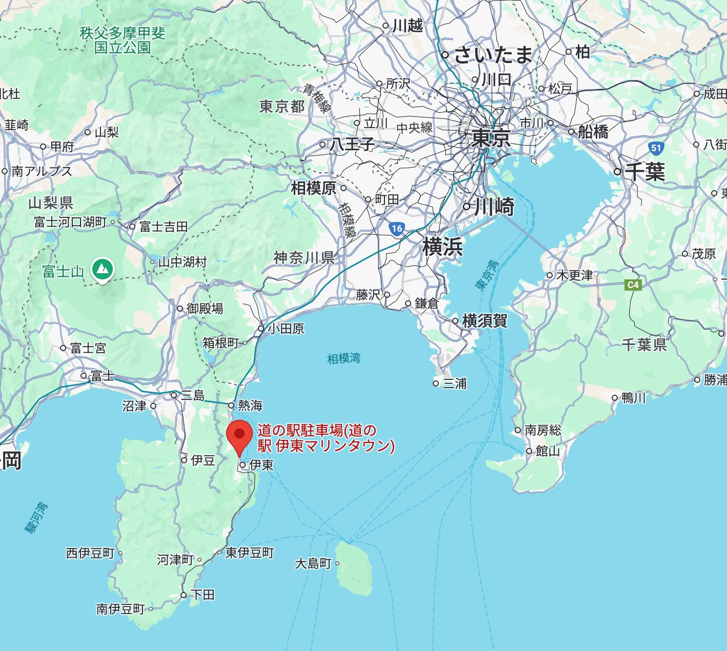 伊豆・伊東の国道135号線沿いにある「道の駅伊東マリンタウン」