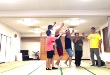 今日の動画は… @toru.kt さんが提案してくれたこのゲームなまら面白かった 🤣 人数多ければ多いほど難しいけど、達成出来た時最高です【北竜けん玉クラブ】