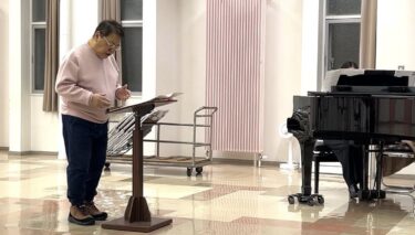 Kamis, 27 November: Kami memulai minggu latihan spesial dua kali seminggu! ♪ Hari ini, ada 17 orang. Di paruh pertama, kami berlatih bagian pertama, termasuk pembacaan Teragaki. Di paruh kedua, kami fokus pada rangkaian dari bagian kedua. [Chorus Bunga Matahari Kota Hokuryu]